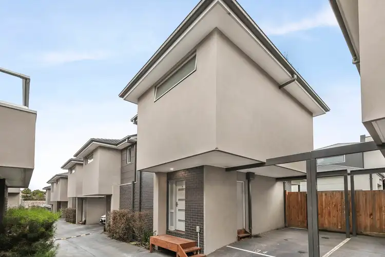 34/21 Station Road, Oak Park VIC 3046