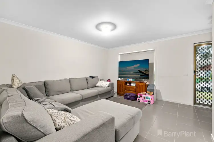 Second view of Homely house listing, 6 Penarie Place, Pakenham VIC 3810