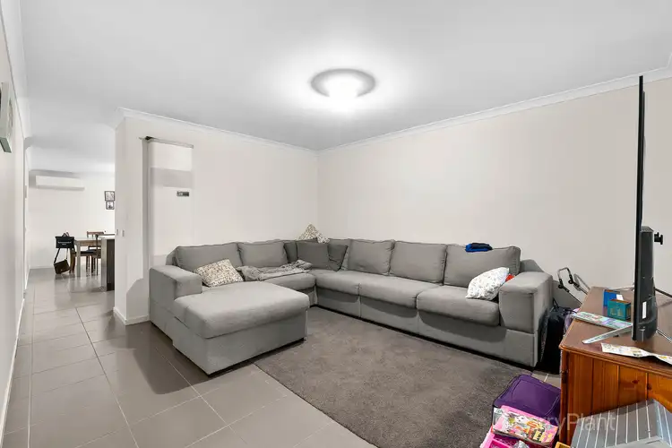 Third view of Homely house listing, 6 Penarie Place, Pakenham VIC 3810