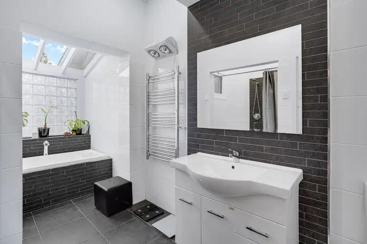 6 Fisher Street, Hope Valley SA 5090