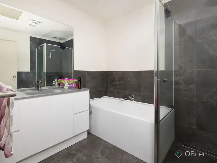 Fifth view of Homely unit listing, 1/4 Paramount Court, Wodonga VIC 3690