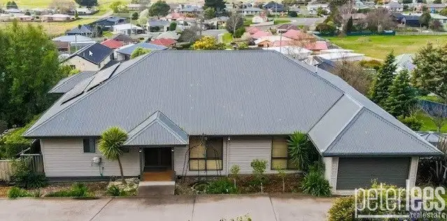 32-34 Brooklyn Street, Beaconsfield TAS 7270