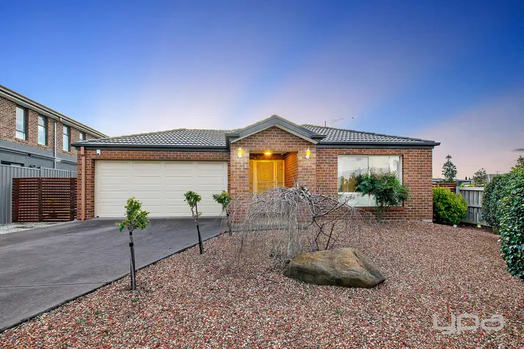 2 Springview Boulevard, Taylors Hill VIC 3037