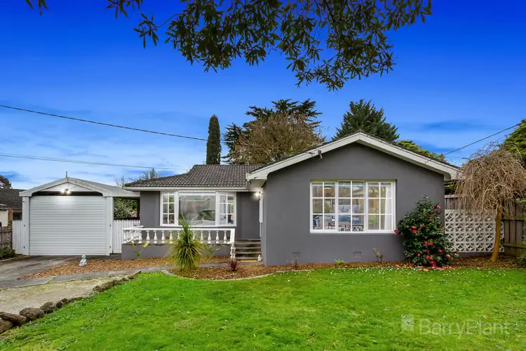 5 Currawa Drive, Boronia VIC 3155