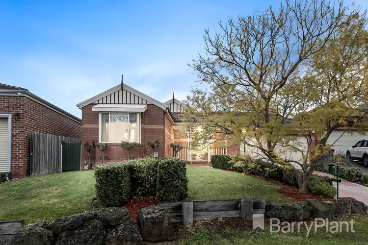 3 Farm Close, Greensborough VIC 3088