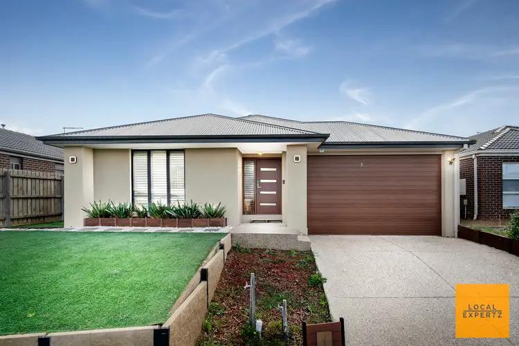 16 Toolern Waters Drive, Weir Views VIC 3338