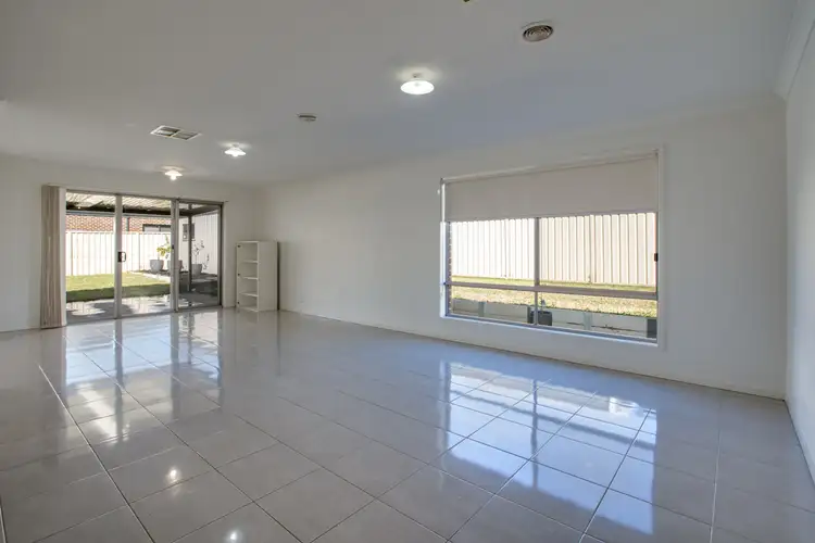 Fifth view of Homely house listing, 6 McDougall Grove, Wodonga VIC 3690