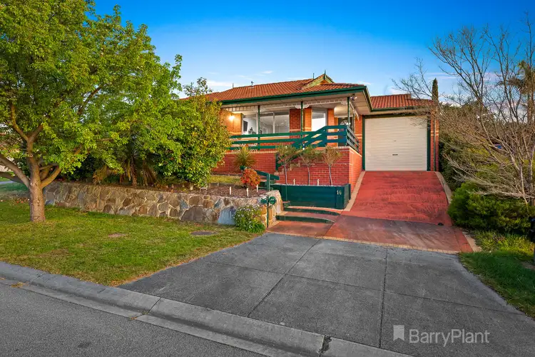 14 Valley View Crescent, Berwick VIC 3806