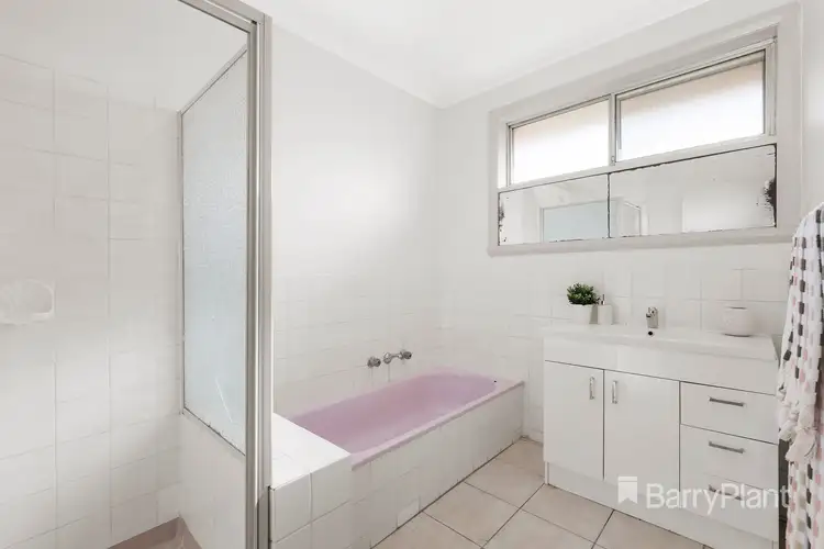 Fifth view of Homely house listing, 4 Kanimbla Drive, Lalor VIC 3075