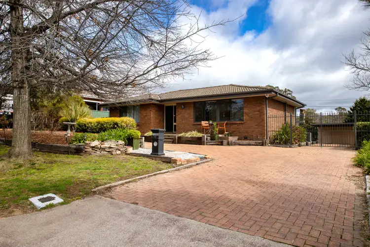 40 Rossarden Street, Fisher ACT 2611
