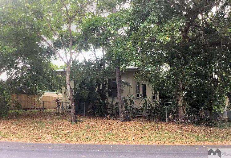 7 Arnold Street, Machans Beach QLD 4878