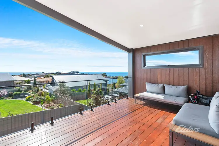 2/13 Lorrie Place, Park Grove TAS 7320