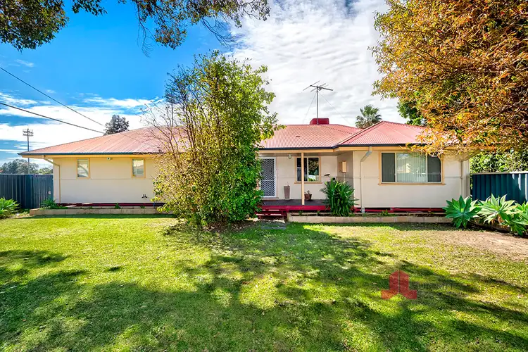 1 Mondak Place, Carey Park WA 6230