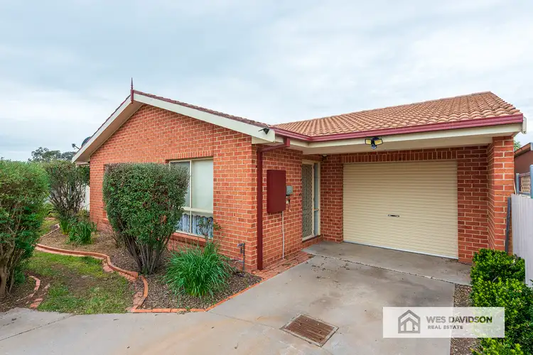 2/169 Natimuk Road, Horsham VIC 3400