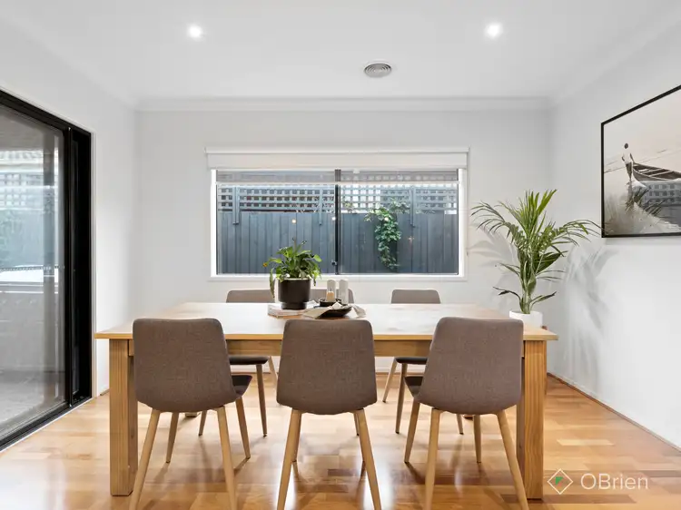 Sixth view of Homely house listing, 34 Sandarra Boulevard, Sandhurst VIC 3977