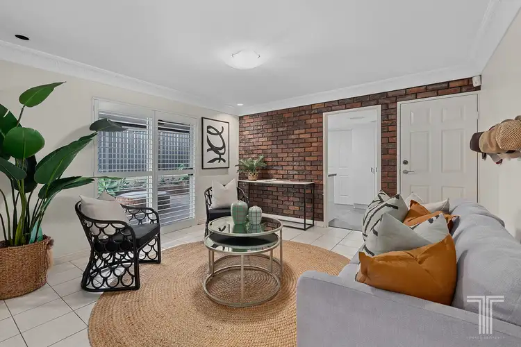 Fifth view of Homely house listing, 4 Mannersley Street, Carindale QLD 4152