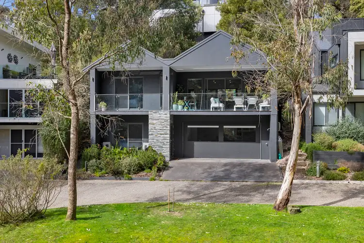 3/3A Richardson Boulevard, Lorne VIC 3232