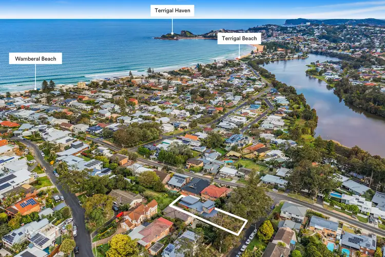 Main view of Homely house listing, 4 The Brow, Wamberal NSW 2260