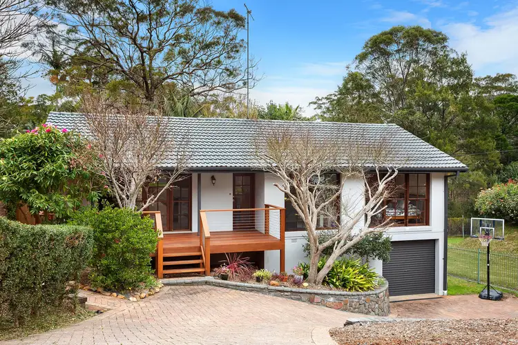 52 Garden Avenue, Figtree NSW 2525