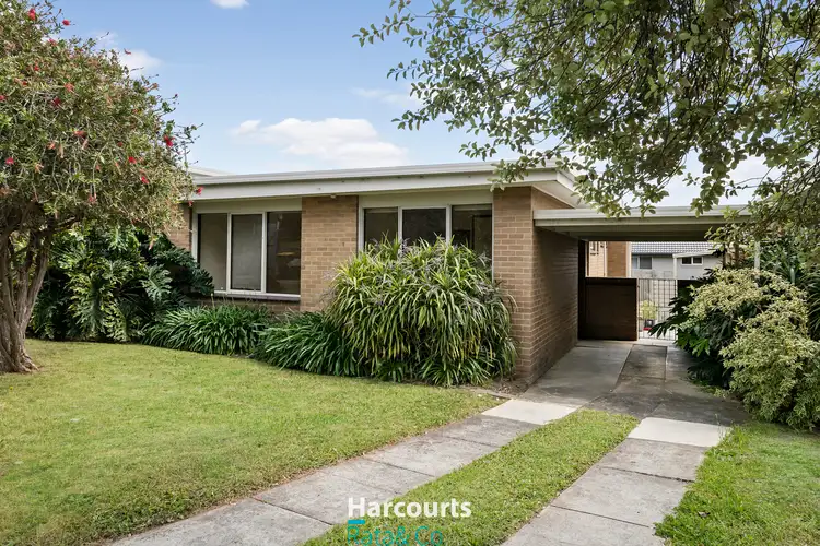 2/21-23 Darren Avenue
