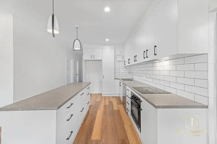 5 Kambara Street, White Rock QLD 4868