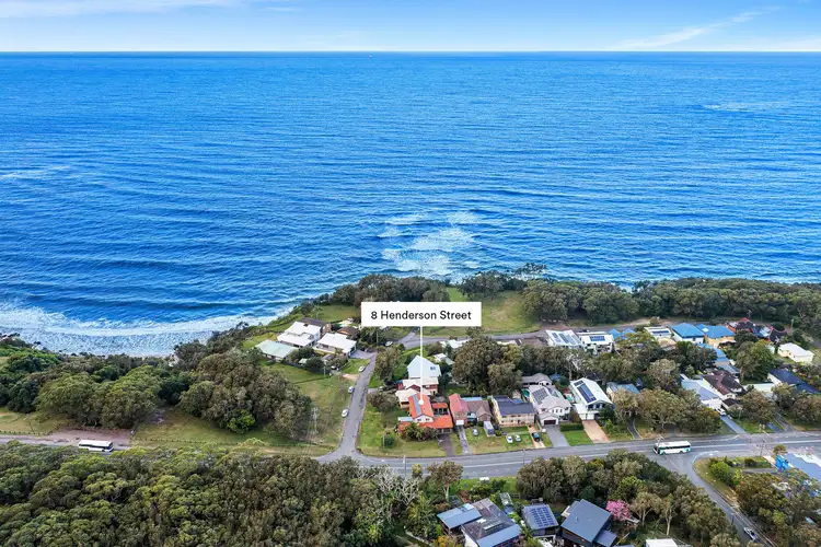 8 Henderson Street, Norah Head NSW 2263