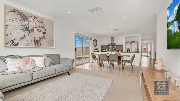 Second view of Homely house listing, 4 Birch Street, Echuca VIC 3564