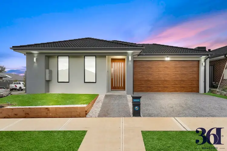 Second view of Homely house listing, 27 Ambervue Drive, Cobblebank VIC 3338