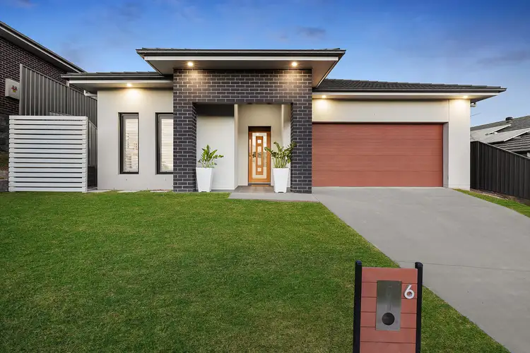 6 Yarborough Road, Cameron Park NSW 2285