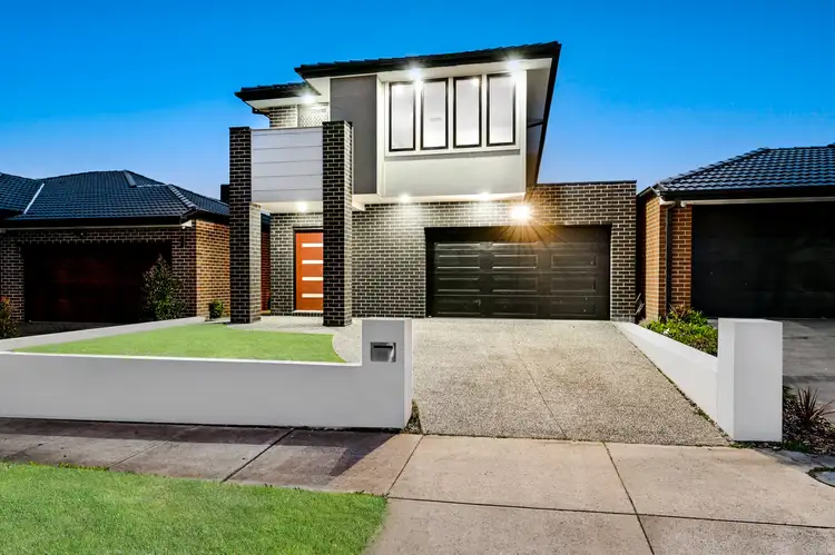 Second view of Homely house listing, 21 Statham View, Cranbourne West VIC 3977