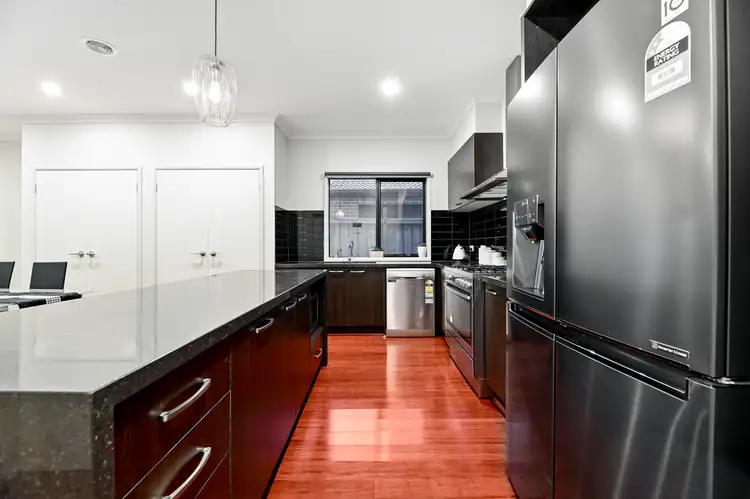 Sixth view of Homely house listing, 21 Statham View, Cranbourne West VIC 3977