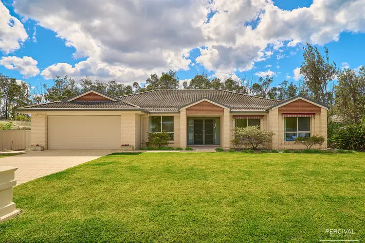 10 Shearwater Court, Lake Cathie NSW 2445