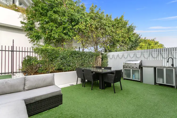 Fifth view of Homely villa listing, 5/32 Brooke Avenue, Palm Beach QLD 4221