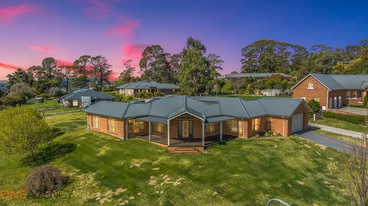 1 Dairy Hill Place, Orange NSW 2800