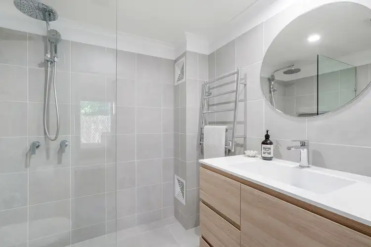 Fifth view of Homely unit listing, 2/2 Stanhill Drive, Surfers Paradise QLD 4217
