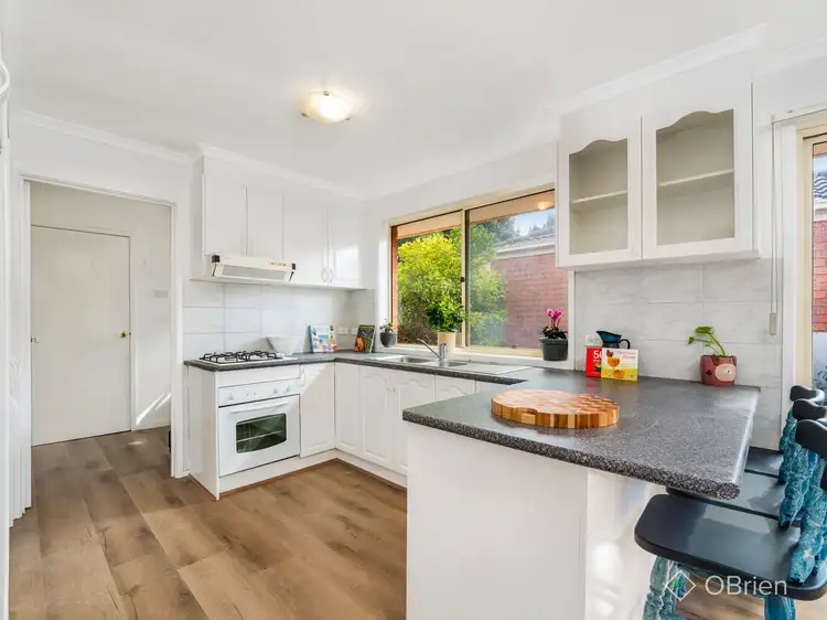 30 Linda Drive, Cranbourne West VIC 3977