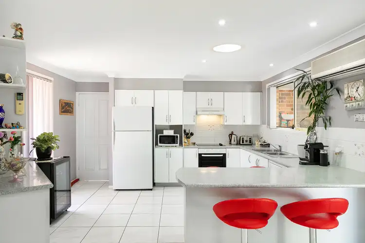 Fourth view of Homely villa listing, 2/81 Thompson Street, Long Jetty NSW 2261