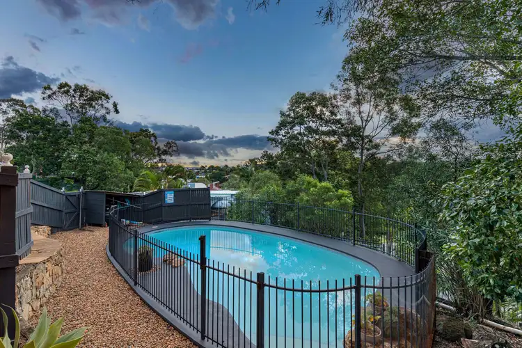 10 Fortuna Court, Eatons Hill QLD 4037
