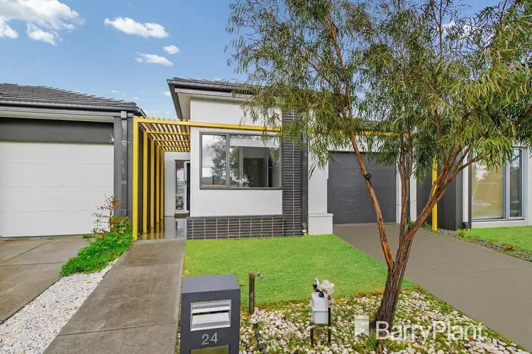 24 Parkleigh Drive, Kurunjang VIC 3337