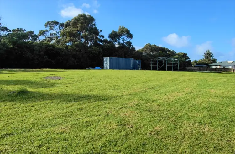 4 Barr Street, Lady Barron TAS 7255
