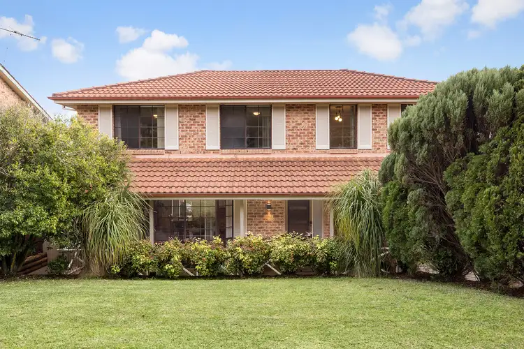 16 Shearwater Avenue, Woronora Heights NSW 2233