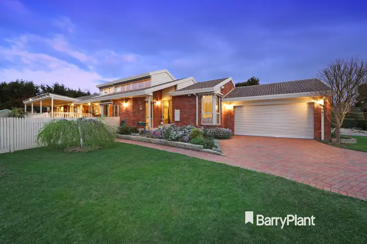2 Josephine Close, Rowville VIC 3178