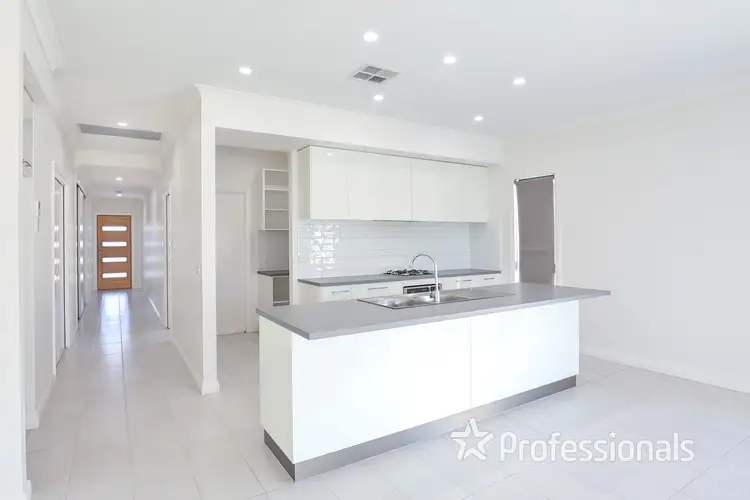 Second view of Homely house listing, 6 Midtown Drive, Mildura VIC 3500