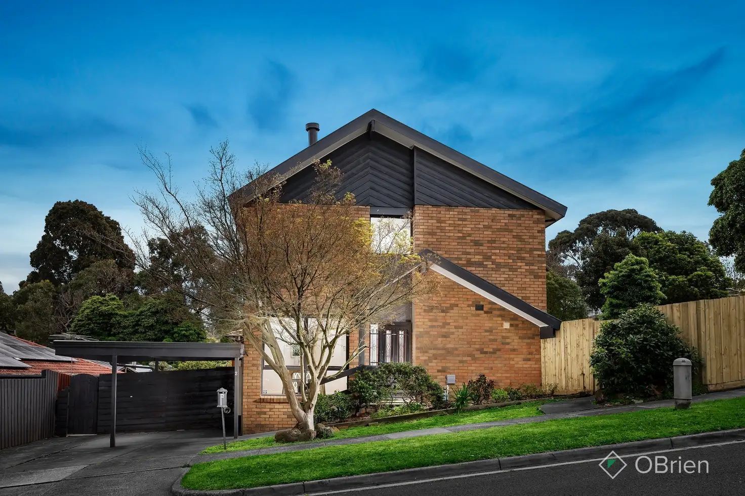 Main view of Homely house listing, 2 Locksley Chase, Vermont VIC 3133