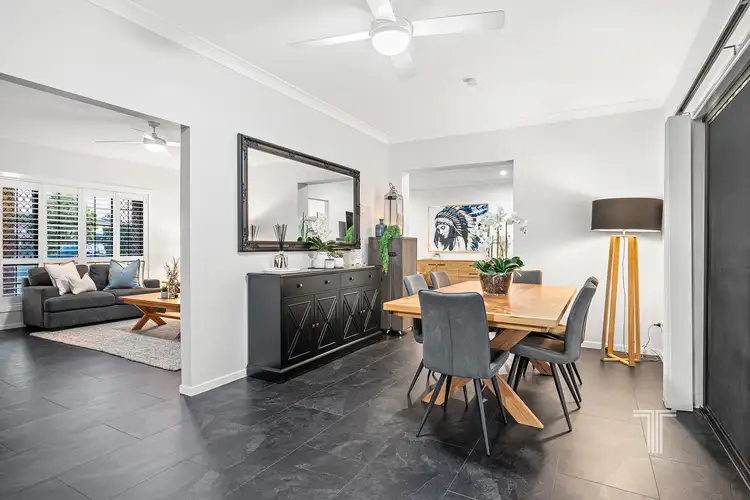 14 Stevenson Court, Carindale QLD 4152