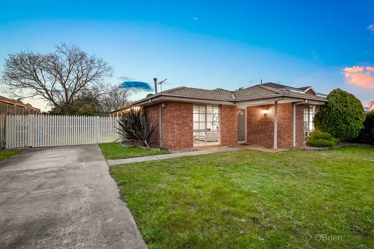 Second view of Homely house listing, 33 Godwin Avenue, Narre Warren VIC 3805
