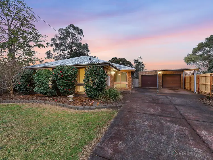 2 Chisholm Court, Cranbourne VIC 3977