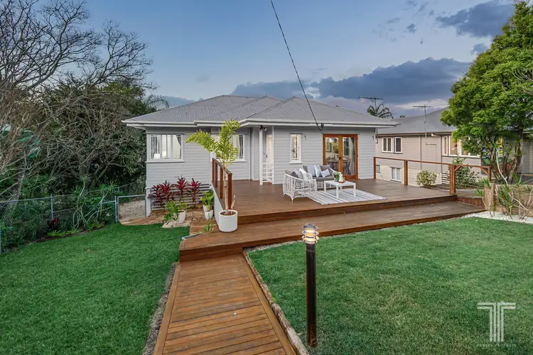 6 Breslin Street, Carina QLD 4152