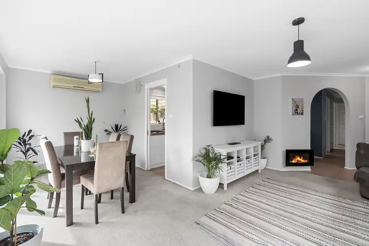 Fifth view of Homely house listing, 4 Thornhill Crescent, Dunlop ACT 2615