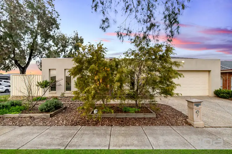 7 Sirius Way, Kurunjang VIC 3337